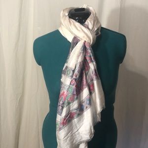 Pashmina wrap